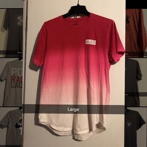 Men’s Hollister tee….